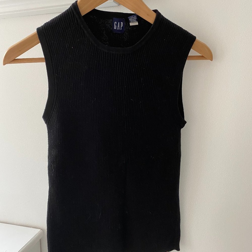 Gap Sleeveless Sweater Tank